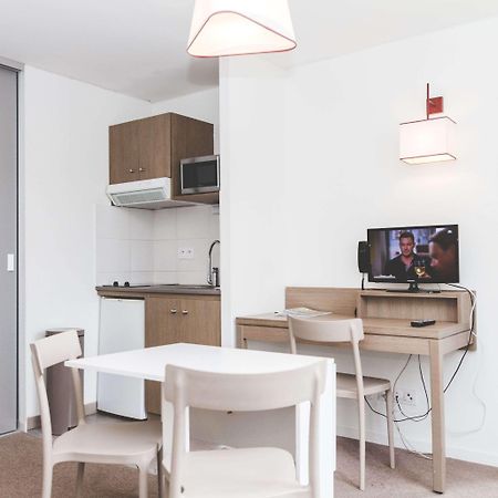 Terres de France - Appart'Hotel Quimper Bretagne Esterno foto