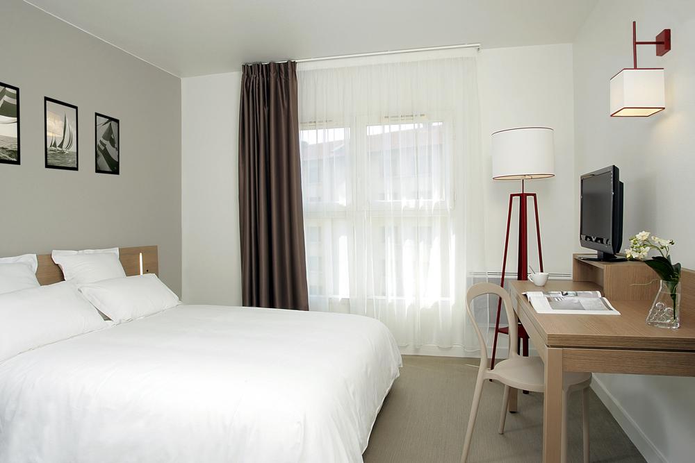 Terres de France - Appart'Hotel Quimper Bretagne Esterno foto