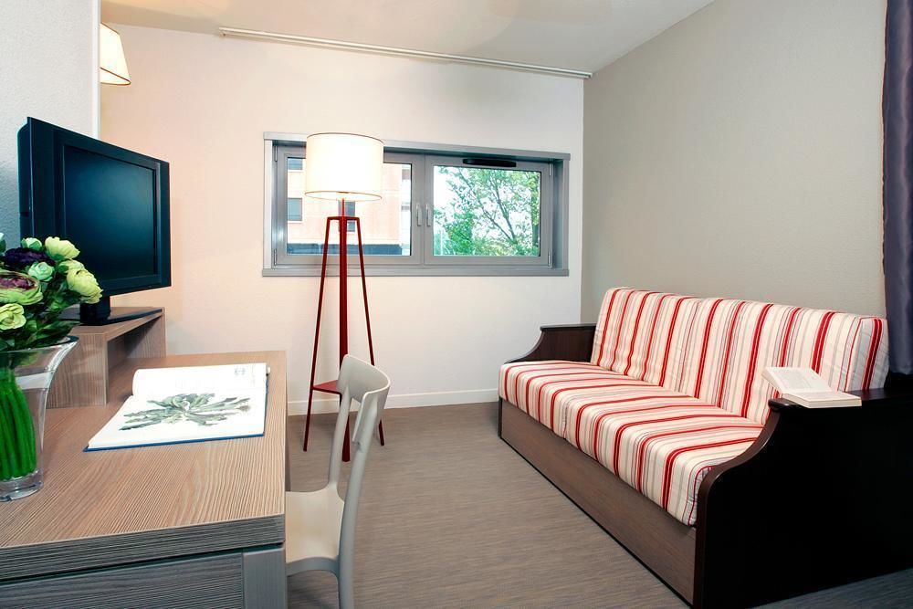 Terres de France - Appart'Hotel Quimper Bretagne Esterno foto